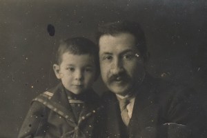 Абрам Фин с сыном Сашей.