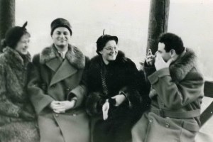 Инна и Абрам Лясс, Тамара и Эдик Колмановские. Не позднее 1955 г.