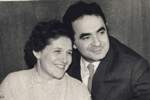 Тамара с мужем - Эдуардом Савельевичам Колмановским. 21 марта 1959 года