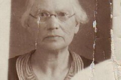 Елена (Геня Лясс) Мицкун. Около 1950 г.